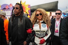 Beyoncé besuchte die Formel1-Strecke in Las Vegas – und war DER Hingucker schlechthin!