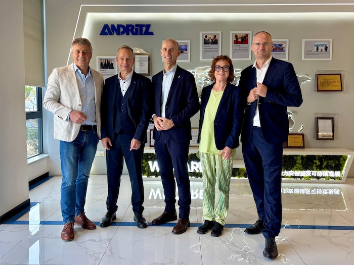 Die steirische Delegation bei der Werksführung von Andritz