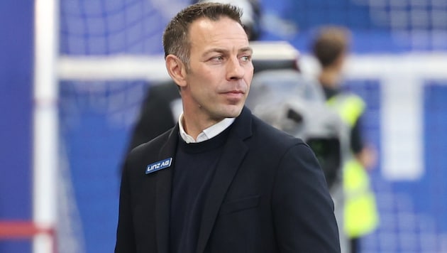 Christoph Peschek wird kritisiert.