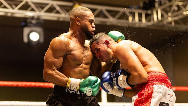 Christian Oshodin (li.) besiegte Luis Enrique Romero