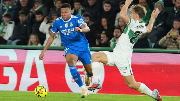 David Affengruber (links) schreckt vor Superstars wie Kylian Mbappé nicht zurück