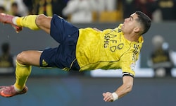 Cristiano Ronaldo setzt zum Fallrückzieher an.