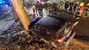 Das Fahrzeug wurde bei dem Unfall erheblich beschädigt