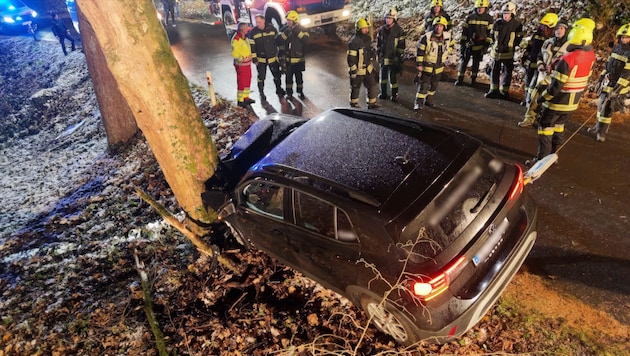 Das Fahrzeug wurde bei dem Unfall erheblich beschädigt