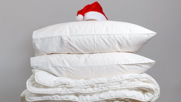 Die Daunendecken und Kuschelkissen für die Feiertage sind schon hergerichtet.