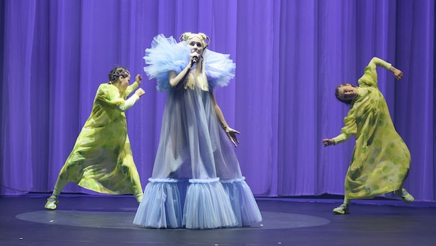 Szene aus „The Broken Circle“, ein Stück über ein krebskrankes Kind, in den Linzer Kammerspielen