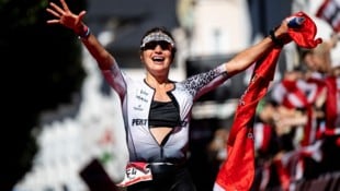 Lisa Perterer feierte in Cozumel (Mex) ihren ersten Ironman-Sieg.