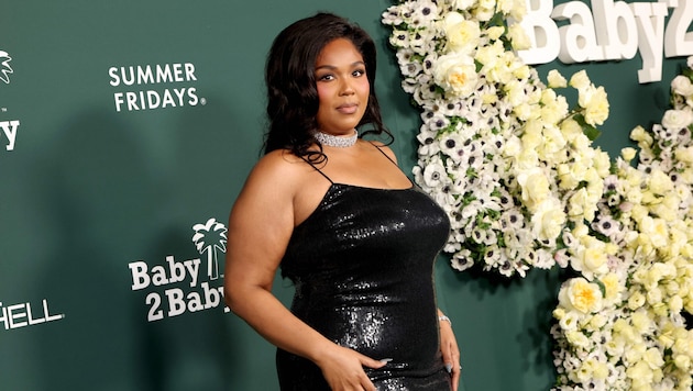 Lizzo stellt klar, dass sie immer noch Body-positiv ist und fürchtet, dass mehrgewichtige Frauen ...