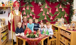Heiliger Nikolaus: Landeshauptfrau Johanna Mikl-Leitner hält adventliche Traditionen hoch.