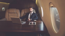 Das Nettovermögen ist in Österreich weiterhin ungleich verteilt. Die obersten zehn Prozent ...