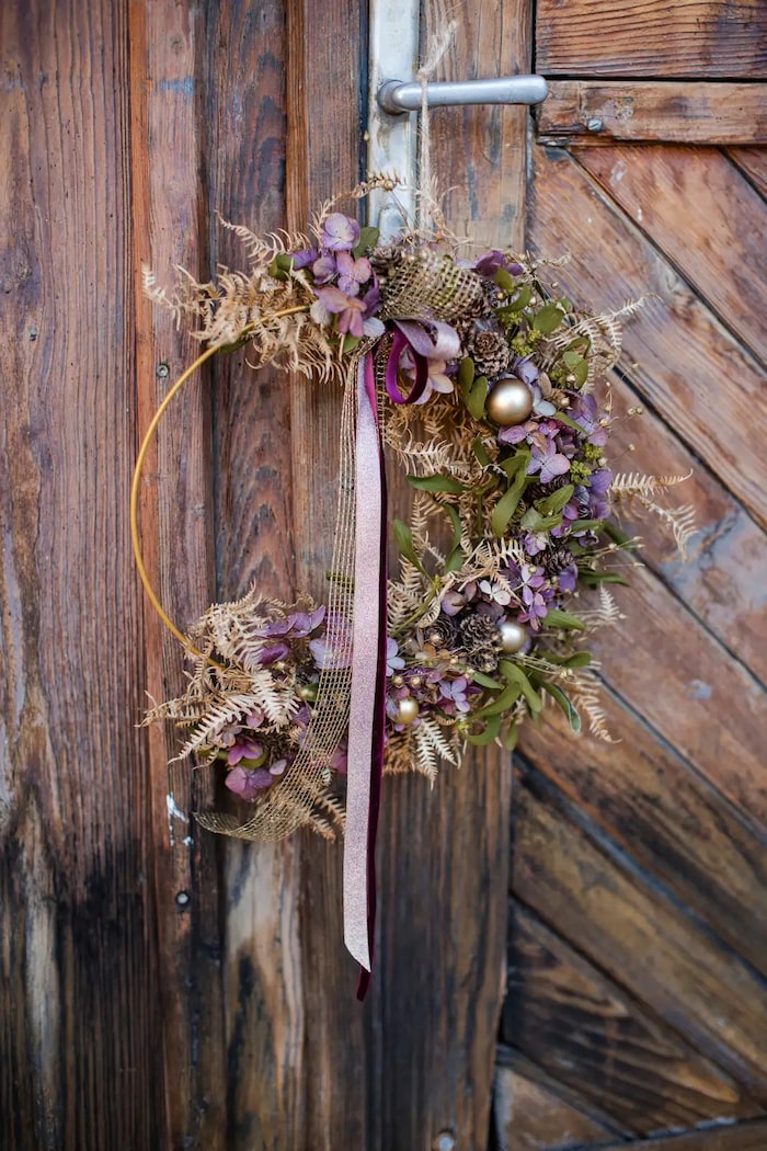 Auch aus Trockenblumen fertigt die 29-Jährige dekorative Kränze.