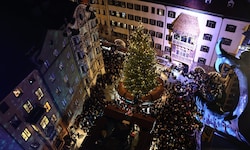 Der Christkindlmarkt in der Altstadt ist ein Magnet für Einheimische und Touristen.  