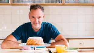 Christian Dolezal erzählt in seinem neuen Programm (fast) wahre Lebensweisheiten seiner „Tante ...