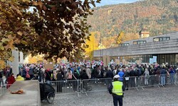 Protest vor dem Landhaus gegen die Spitalsreform. 