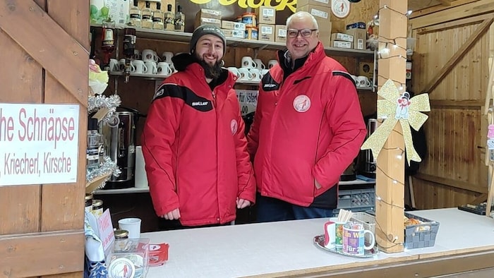 In Hirschstetten wird Glühmost serviert.