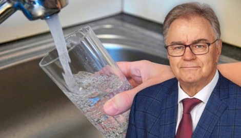 Günter Siwetz ist Mediziner und überwacht das steirische Wasser.