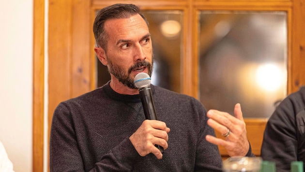 Martin Stranzl ist beim Finale der U17-WM für Sky als Co-Kommentator im Einsatz.