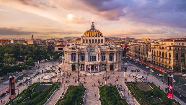 Palacio de Bellas Artes in Mexico City