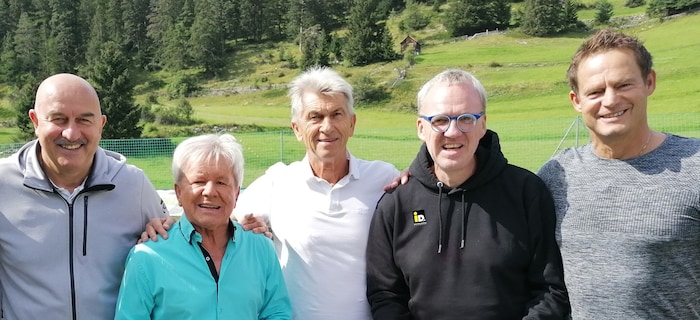 Alle in Hard dabei: Stani Tschertschessow, Sänger G.G. Anderson, Klaus Augenthaler, Moderator ...