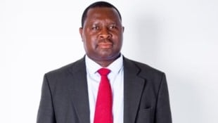 Adolf Hitler Uunona ist ein namibischer Politiker.