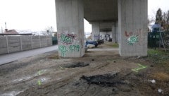 Der 21-jährige Ukrainer wurde in einem ausgebrannten Pkw in Wien-Donaustadt entdeckt und dürfte ...