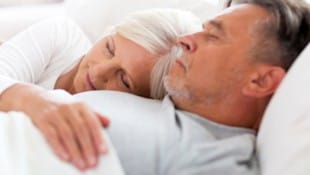 Von einer ungestörten Nachtruhe können viele Parkinson-Patienten nur träumen.