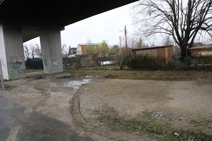 Das Wrack wurde bereits abtransportiert.