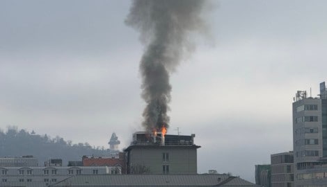 Die Rauchsäule war über Graz sichtbar.