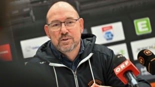 Das Warten hat ein Ende! Die Arbeitsbewilligung ist da. Somit steht der Premiere von ...