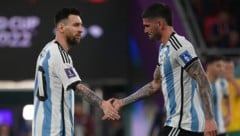 2022 feierten Lionel Messi (links) und Alejandro „Papu“ Gomez noch gemeinsam den ...