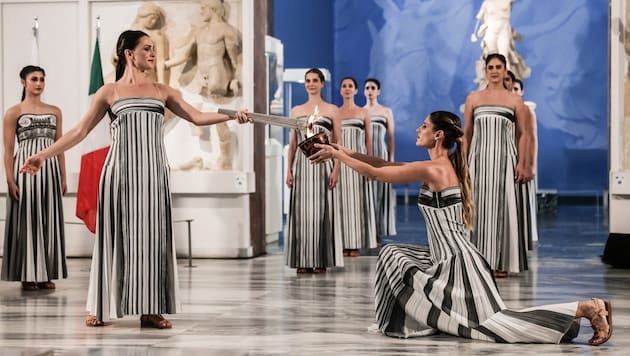 Die Zeremonie zur Übergabe der Fackel fand am Mittwoch im historischen Olympia statt.