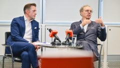 Vorsitzender Heinz Lederer (r.) und sein Stellvertreter Gregor Schütze wollen die Öffentlichkeit ...