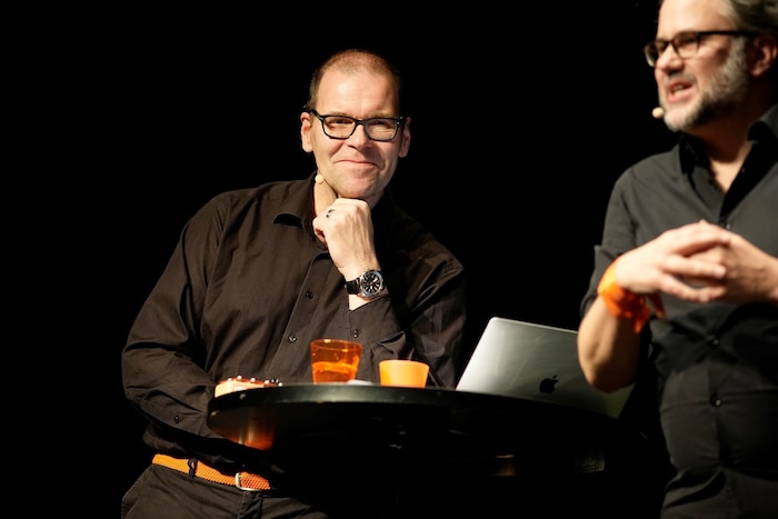 Sämtliche Wünsche des Publikums verwandeln David Wagner und seine Gäste in Sekundenschnelle in ...