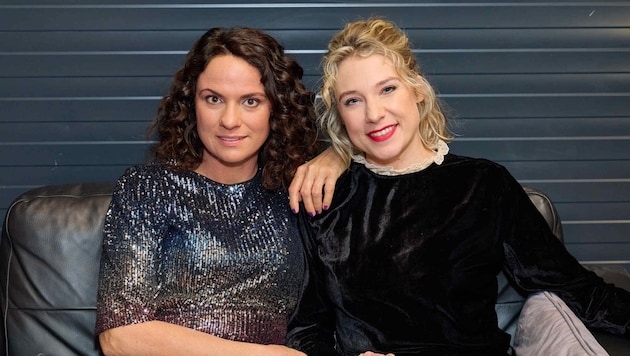 Funkelnde Preisträgerinnen: Antonia Stabinger und Jennifer Frankl