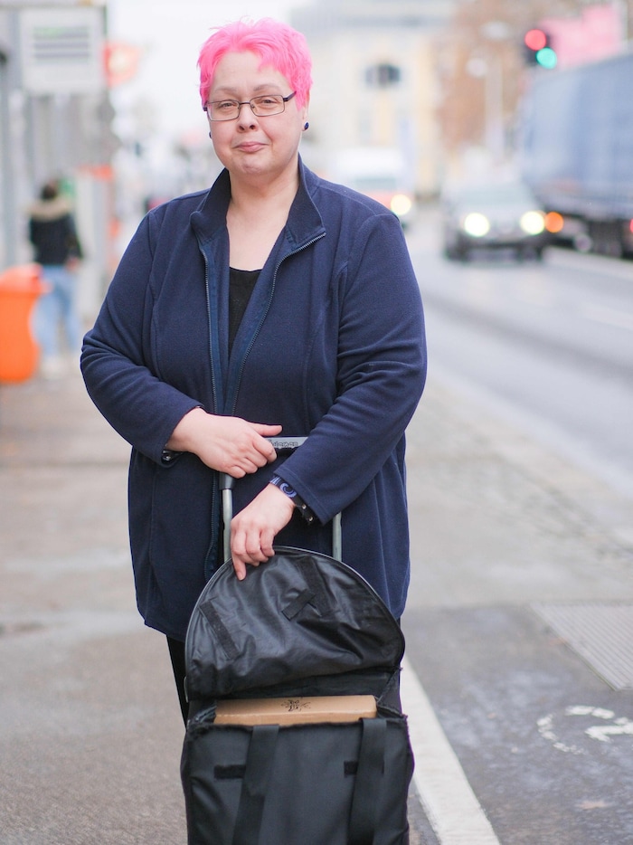 Mitarbeiterin Doris K. (51) konnte einem frechen Taschendieb mit ihrer resoluten Art die Beute ...