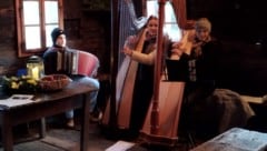 Stubenmusik gehörte immer schon zum Advent. Hier vorgeführt von Schülern der Musikschule ...