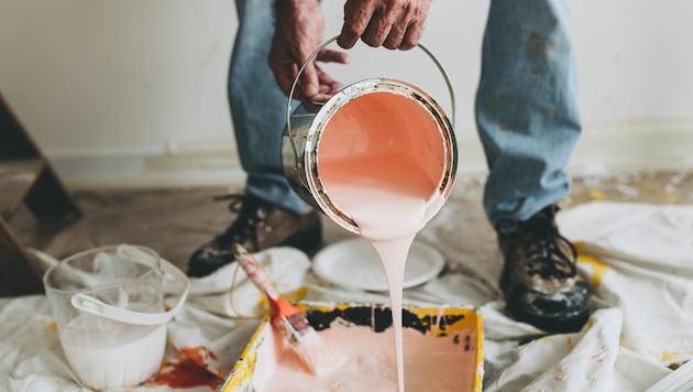 Malerei Appinger setzt kreative Spachteltechniken und Beschichtungen für einzigartige ...