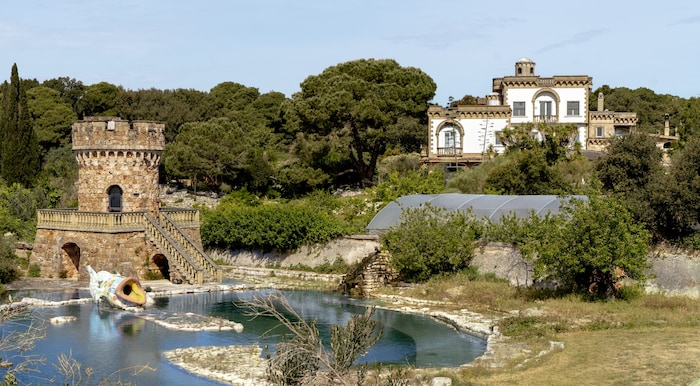 Reisen Sie zu Al-Banos Heimatort Albano Carrisi