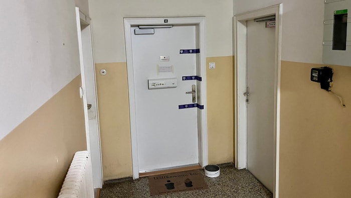 Die behördlich versiegelte Wohnung