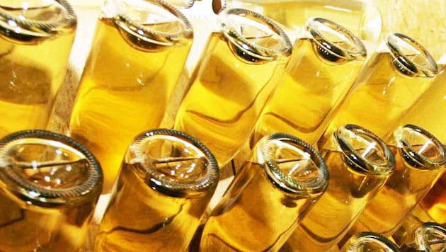 In Parndorf warten noch Zehntausende A-Nobis-Flaschen auf einen neuen Besitzer.