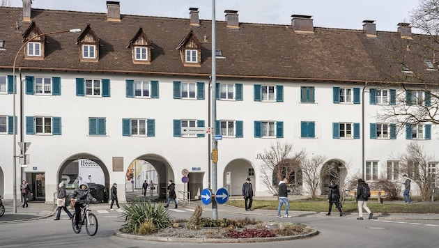 Die Grünen wollen keinen Vorteil in einem Abriss der Siedlung sehen und plädieren für eine ...