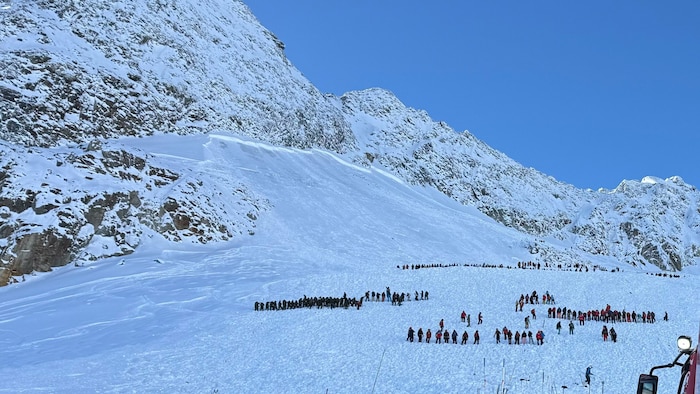 Das Unglück ereignete sich im Bereich der Daunscharte, das Gelände wurde von Rettungskräften ...