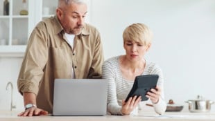 Immer wieder Thema: das Geld. Ob man beim Verdienst diskriminiert wird, weiß man erst, wenn man ...