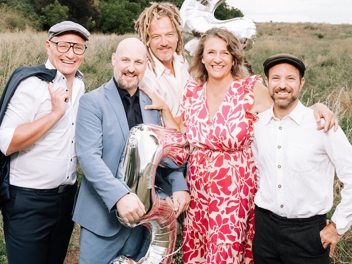 Auch Dialekt-Popperin Birgit Denk ist dabei.