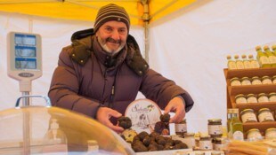 Gern gesehener Gast am Linzer Südbahnhofmarkt: Trüffel-Experte Angelo Sabetta.