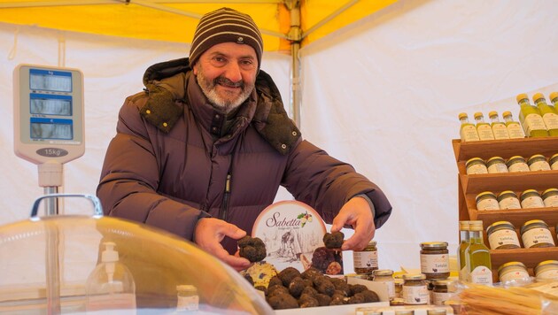 Gern gesehener Gast am Linzer Südbahnhofmarkt: Trüffel-Experte Angelo Sabetta.