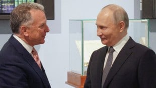 Von links: Trumps Berater Steve Witkoff und Russlands Präsident Wladimir Putin