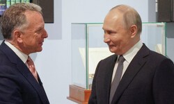 Von links: Trumps Berater Steve Witkoff und Russlands Präsident Wladimir Putin