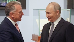 Von links: Trumps Berater Steve Witkoff und Russlands Präsident Wladimir Putin
