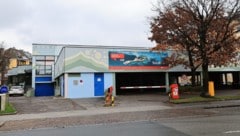 Das Hallenbad in der Höttinger Au wird erneuert.